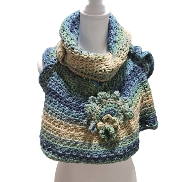 Hand Crafted Crochet Multicolored 10-way scarf winter hoodie handmade blue shawl - Picture 8 of 17